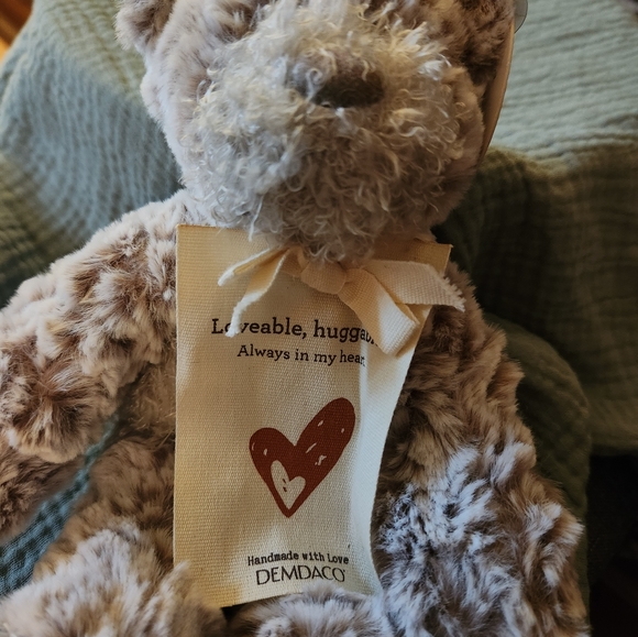 Giving bear, handmade with love DEMDACO - Picture 4 of 5